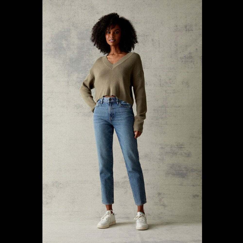 Pacsun Medium Wash Straight Leg Mom Jeans Size 28 Women's